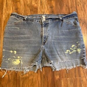 Avenue Blues Vintage Denim Cut off Distressed Paint High Rise Shorts Women’s 18